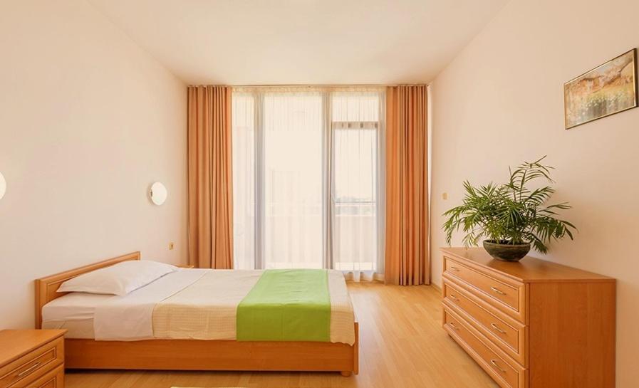 Apartment Konstantin In Trakia Plaza Pantai Sunny Luaran gambar
